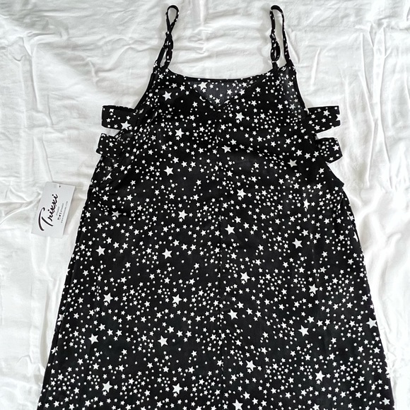 Trixxi dress. Medium. White star print. Side cutouts. - Picture 2 of 6